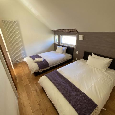 Aster_B_Bedroom_2